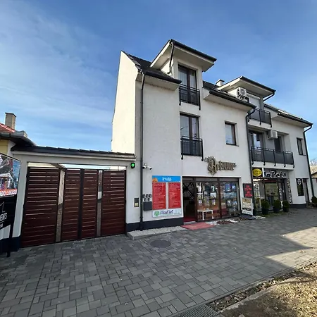 Apartman Casa Lexi 2 *